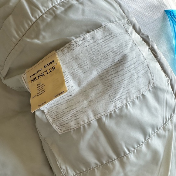 Firm price🎈Moncler Beige Puffer Jacket Size 1 - Picture 12 of 17